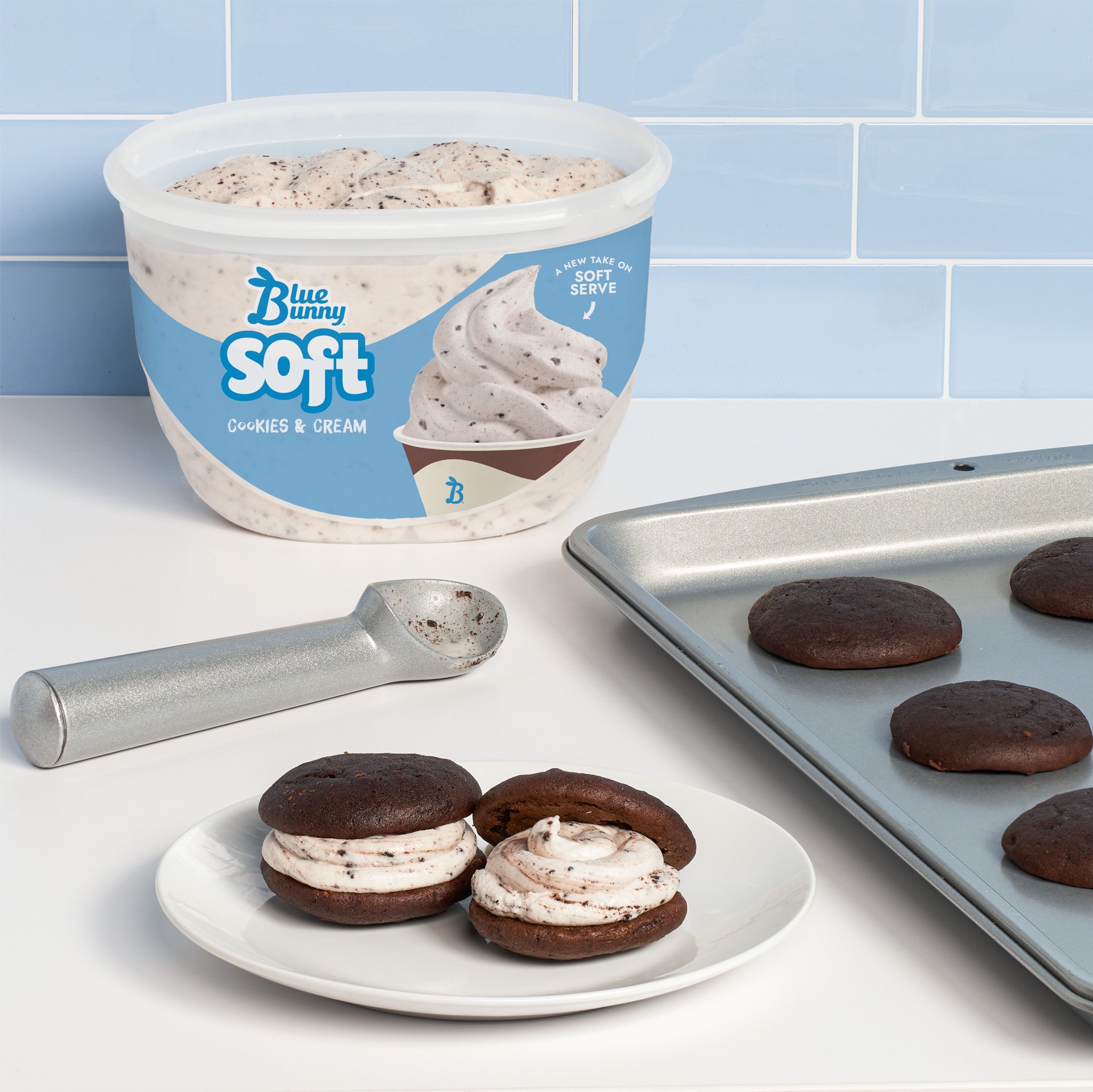 slide 2 of 5, Blue Bunny Soft Cookies and Cream Frozen Dairy Dessert, 46 fl oz, 46 fl oz