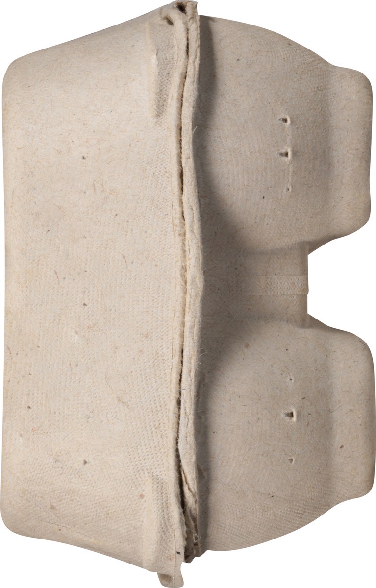 slide 5 of 9, Milo's Poultry Farms Eggs Large 12 ea, 12 ct