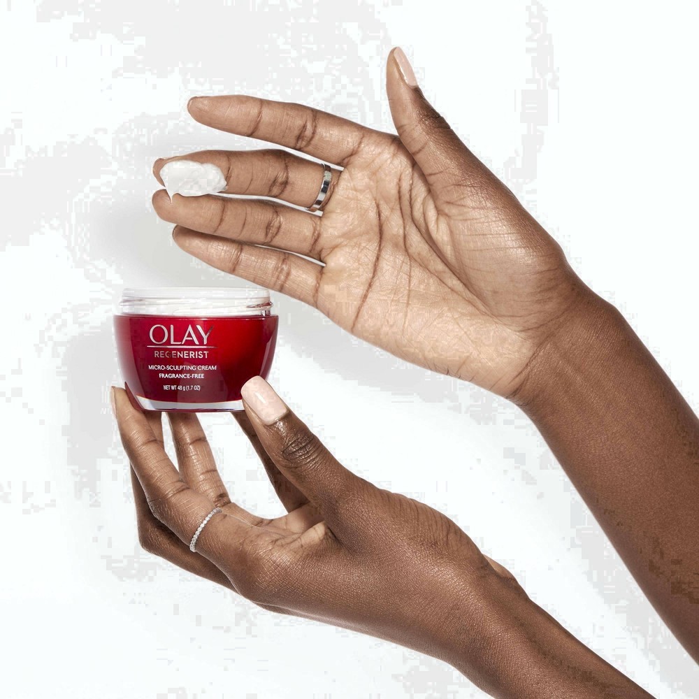 slide 31 of 87, Olay Regenerist Micro-Sculpting Cream Face Moisturizer, Fragrance-Free, 1.7 oz, 1.7 oz