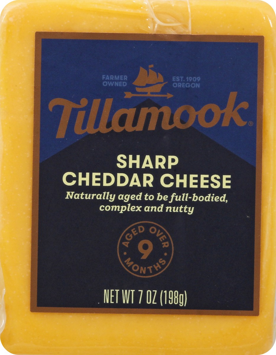 slide 2 of 13, Tillamook Sharp Cheddar Cheese 7 oz, 7 oz