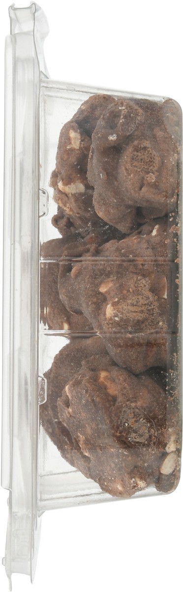 slide 2 of 9, Valued Naturals Chocolate Peanut Clusters - 10 oz, 10 oz