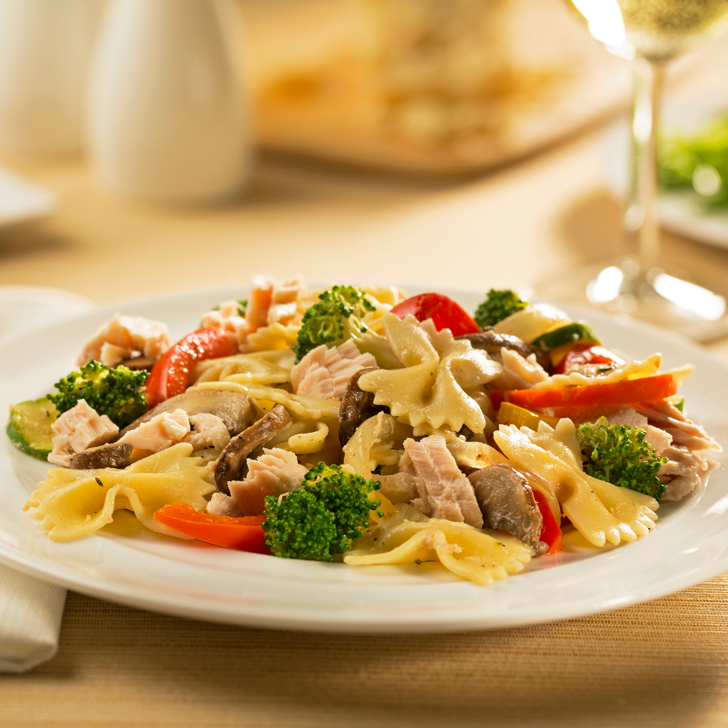 slide 4 of 6, StarKist Chunk Light Tuna in Vegetable Oil 5 oz, 5 oz