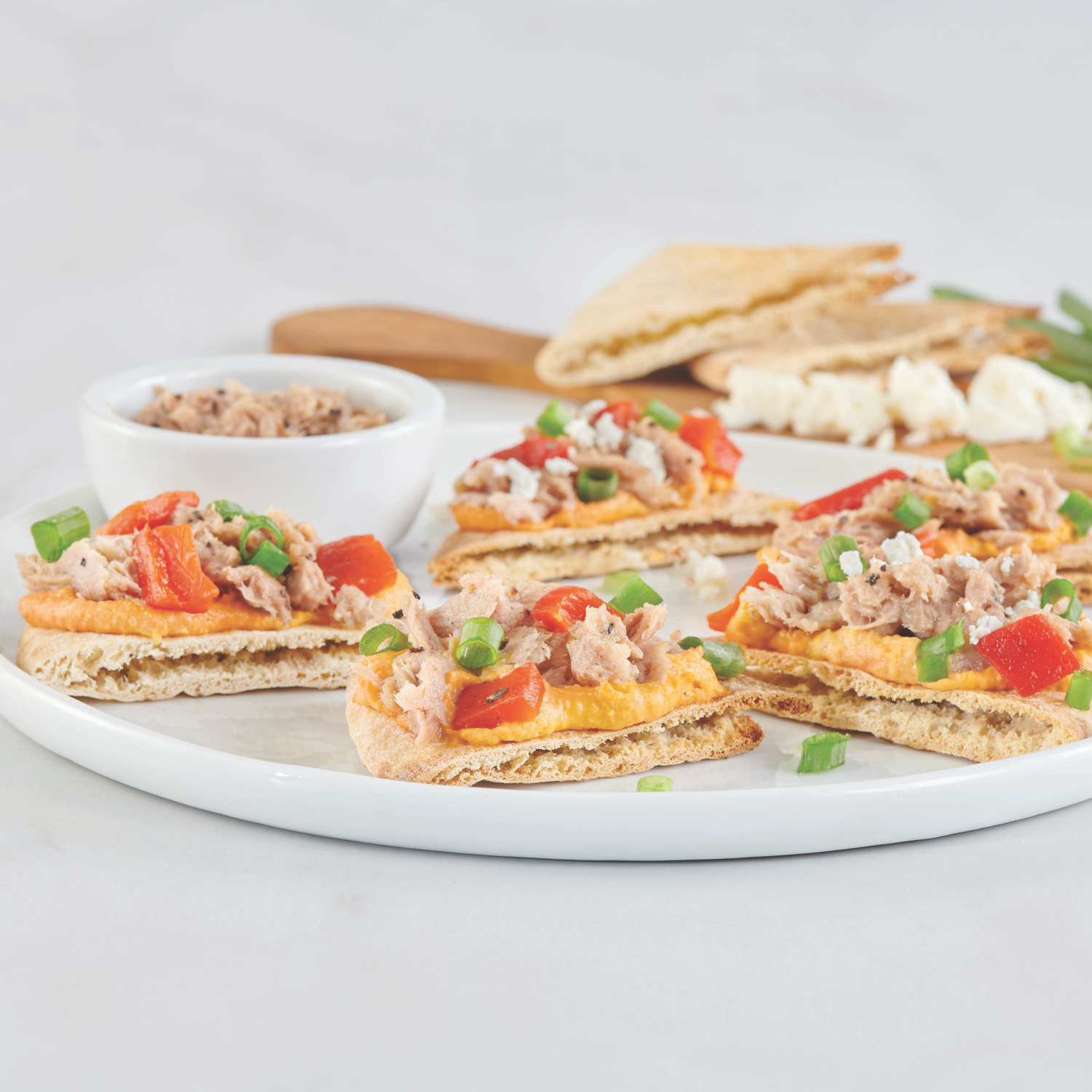 slide 4 of 7, StarKist Tuna Creations Cracked Pepper with Roasted Garlic - 2.6 oz Pouch, 2.6 oz