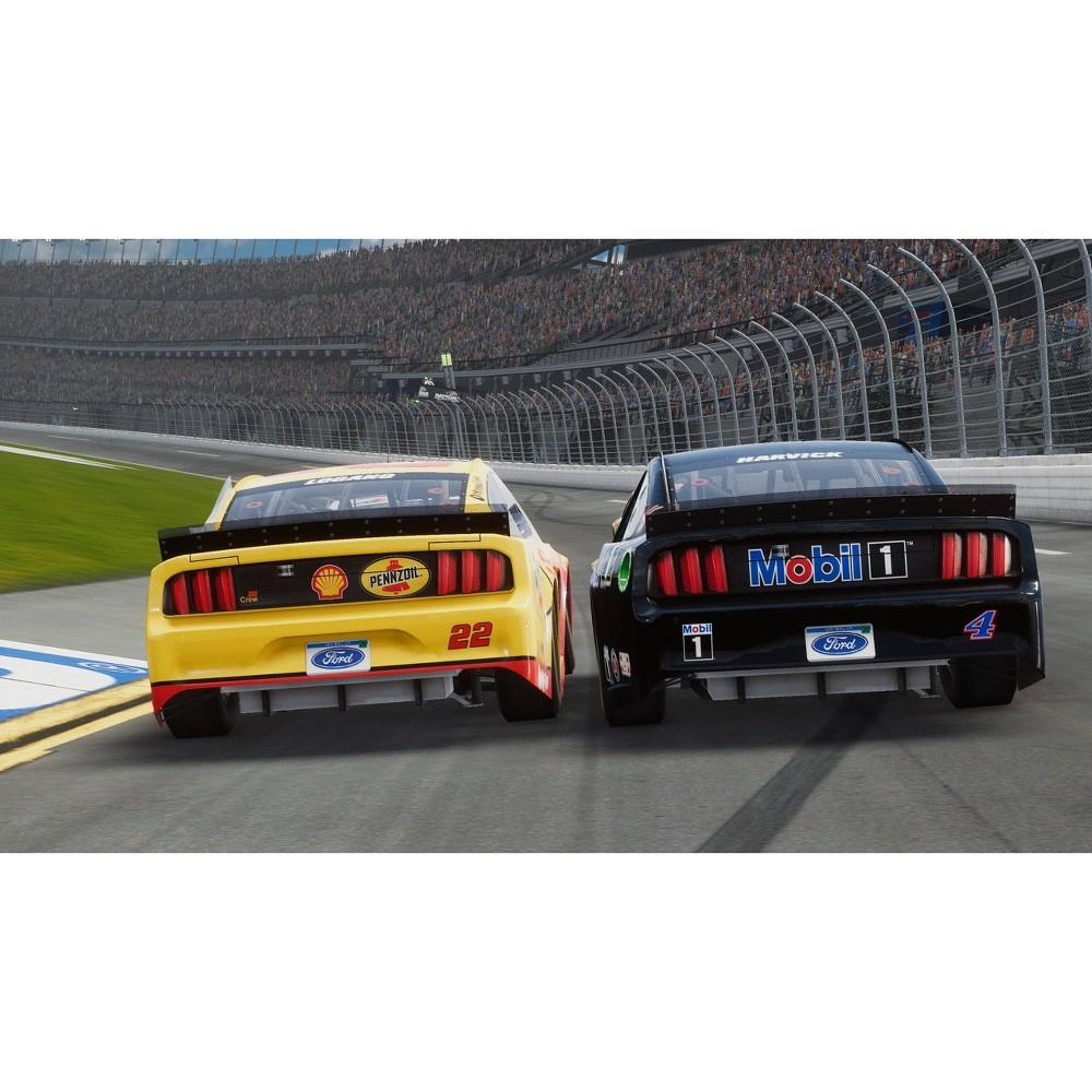 slide 3 of 17, Microsoft NASCAR: Heat 5 - Xbox One, 1 ct