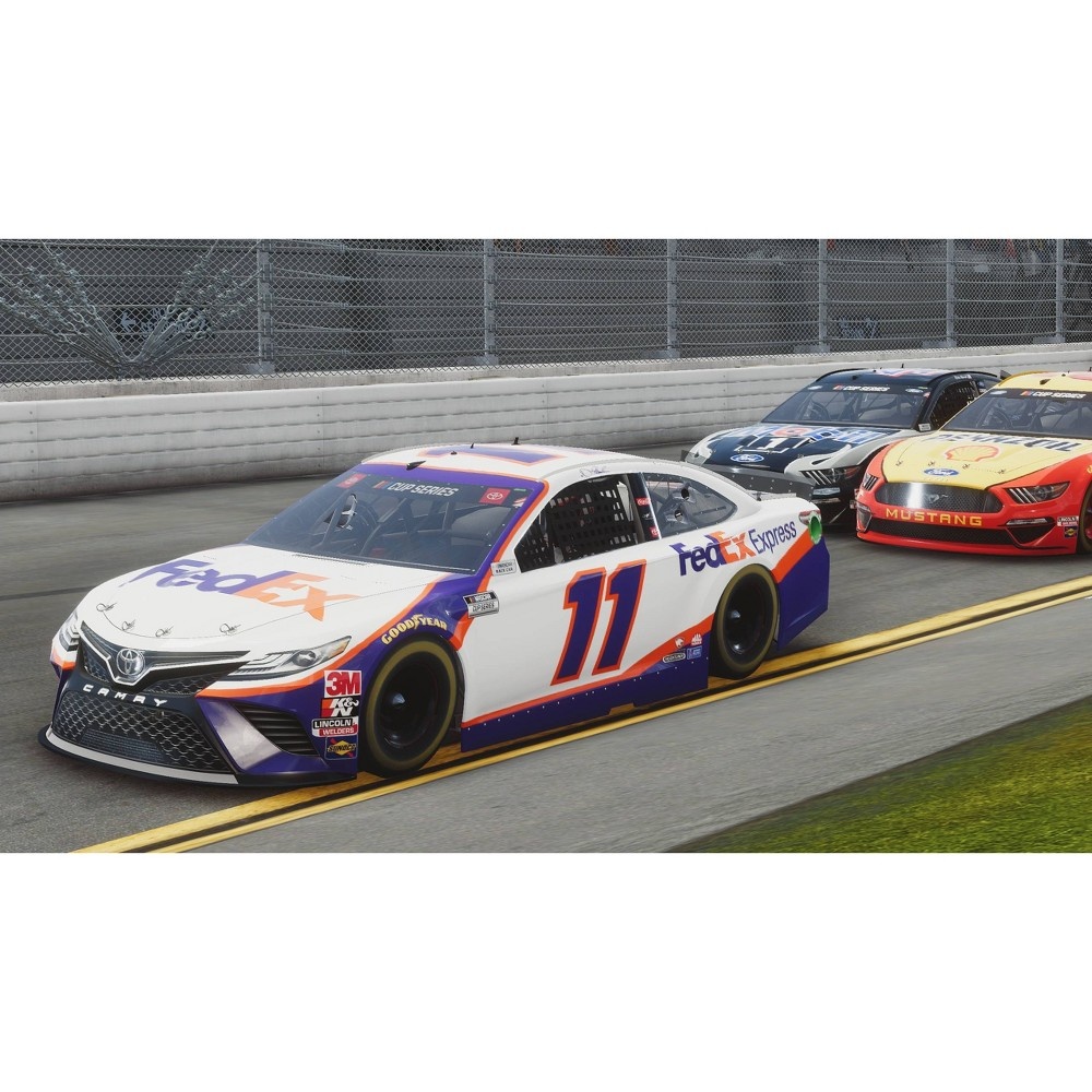 slide 5 of 17, Microsoft NASCAR: Heat 5 - Xbox One, 1 ct