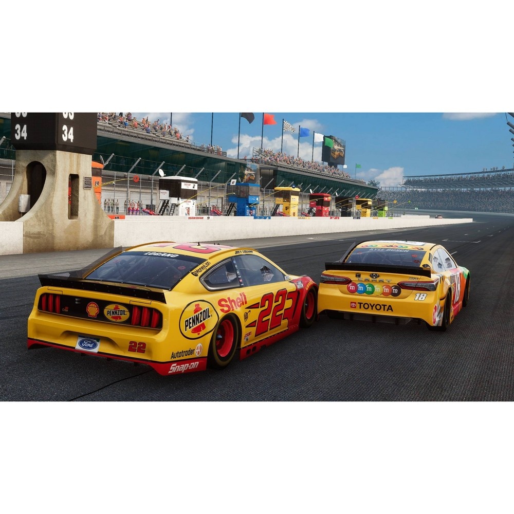 slide 11 of 17, Microsoft NASCAR: Heat 5 - Xbox One, 1 ct