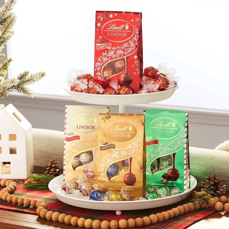 Lindt Lindor Assorted Chocolate Truffles - Shop Candy at H-E-B