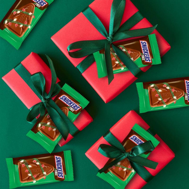 slide 6 of 8, Snickers Christmas Trees Individually Wrapped Chocolate Candy Bars - 6.6oz/6ct, 6 ct; 6.6 oz