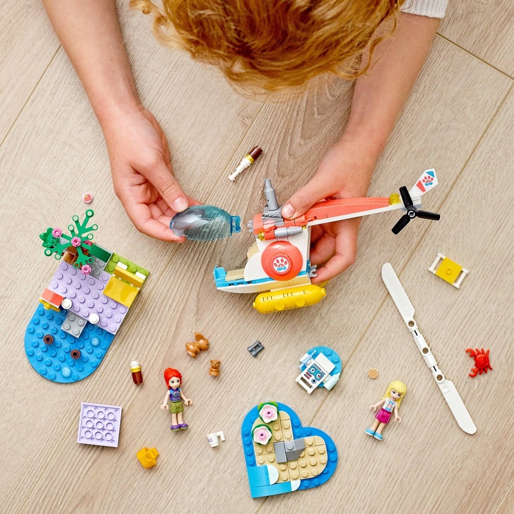 slide 5 of 7, LEGO Friends Vet Clinic Rescue Helicopter Building Kit 41692, 1 ct