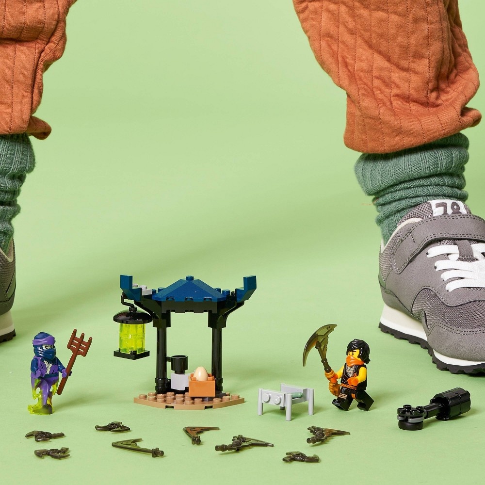slide 7 of 7, LEGO NINJAGO Epic Battle Set - Cole vs. Ghost Warrior Ninja Battle Toy Featuring Minifigures 71733, 1 ct
