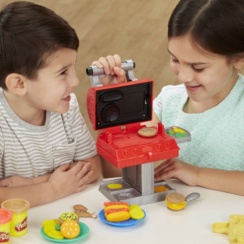 slide 6 of 10, Play-Doh Kitchen Creations Grill 'n Stamp Playset, 1 ct