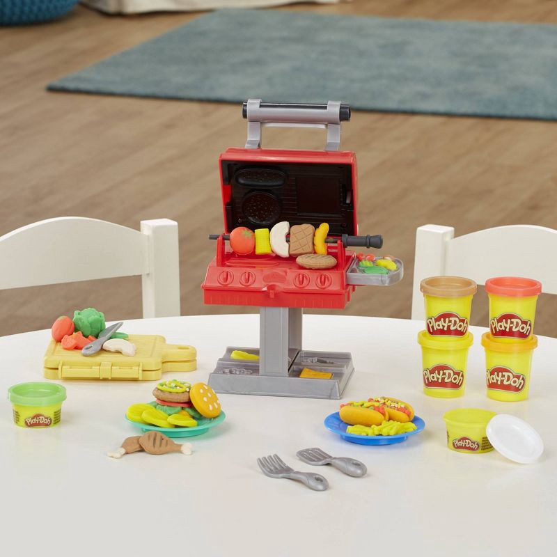 slide 7 of 10, Play-Doh Kitchen Creations Grill 'n Stamp Playset, 1 ct