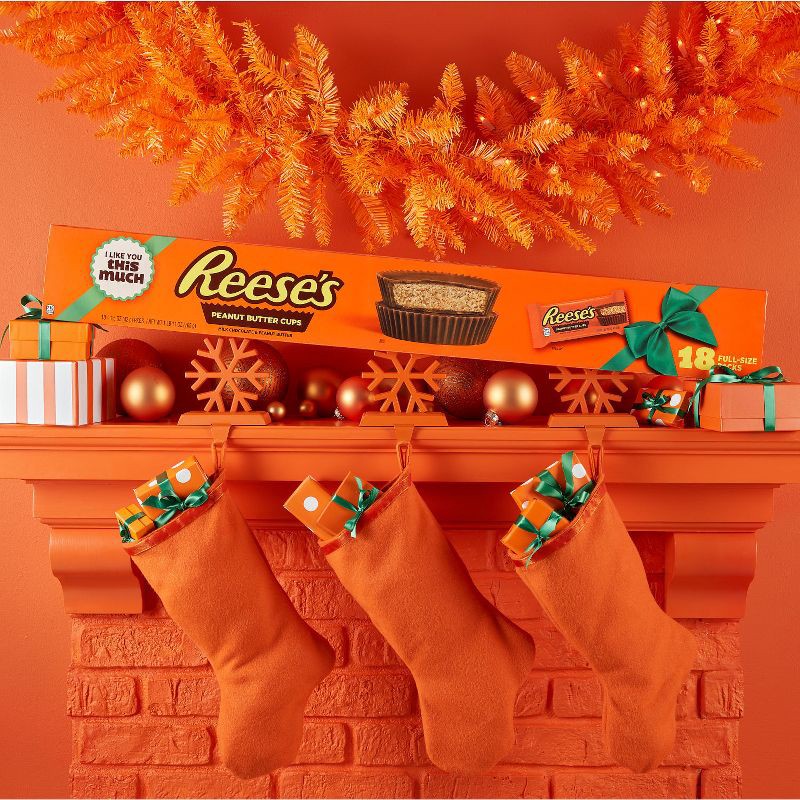 slide 6 of 7, Reese's Peanut Butter Cups Christmas Candy Yardstick - 27oz/18ct, 27 oz, 18 ct