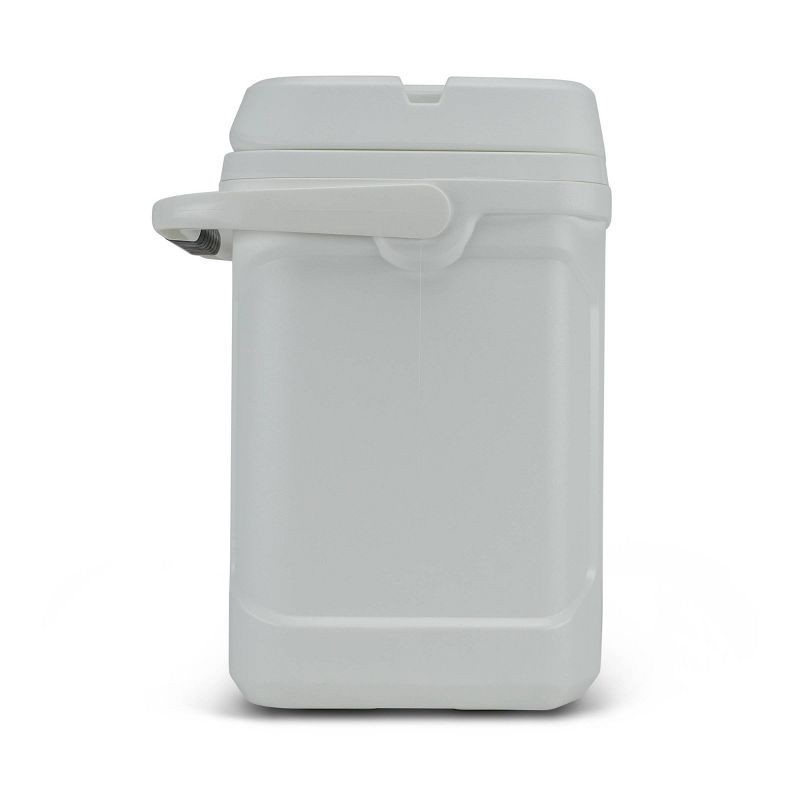 slide 7 of 12, Igloo Latitude 30qt Marine Cooler, 30 qt