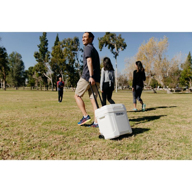 slide 14 of 16, Igloo Latitude 30qt Roller Marine Cooler: UV-Resistant, Hard-Sided, Polyethylene, 30 qt