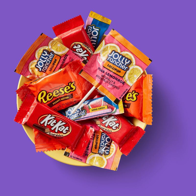 slide 3 of 7, HERSHEY's Reese's, Kit Kat and Jolly Rancher Sweets and Chocolate Snack Size Candy Variety Pack - 34.19oz, 34.19 oz