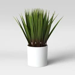 10" x 6" Artificial Grass Arrangement - Threshold