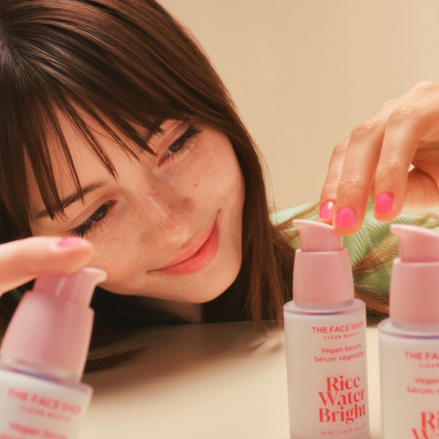 slide 4 of 9, THE FACE SHOP Rice Water Bright Vegan Serum, 1 oz