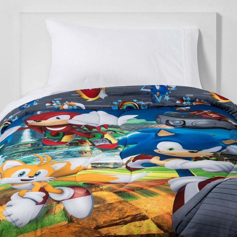 slide 1 of 4, Twin Sonic the Hedgehog Run Rings Around You Reversible Kids' Comforter, 1 ct