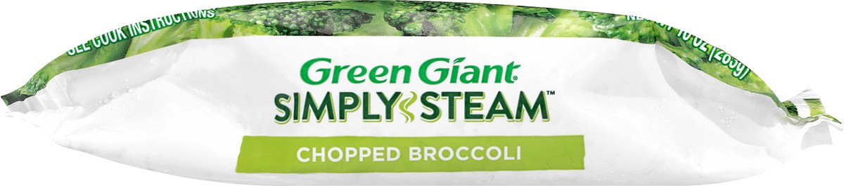 slide 3 of 8, Green Giant Chopped Broccoli, 10 oz