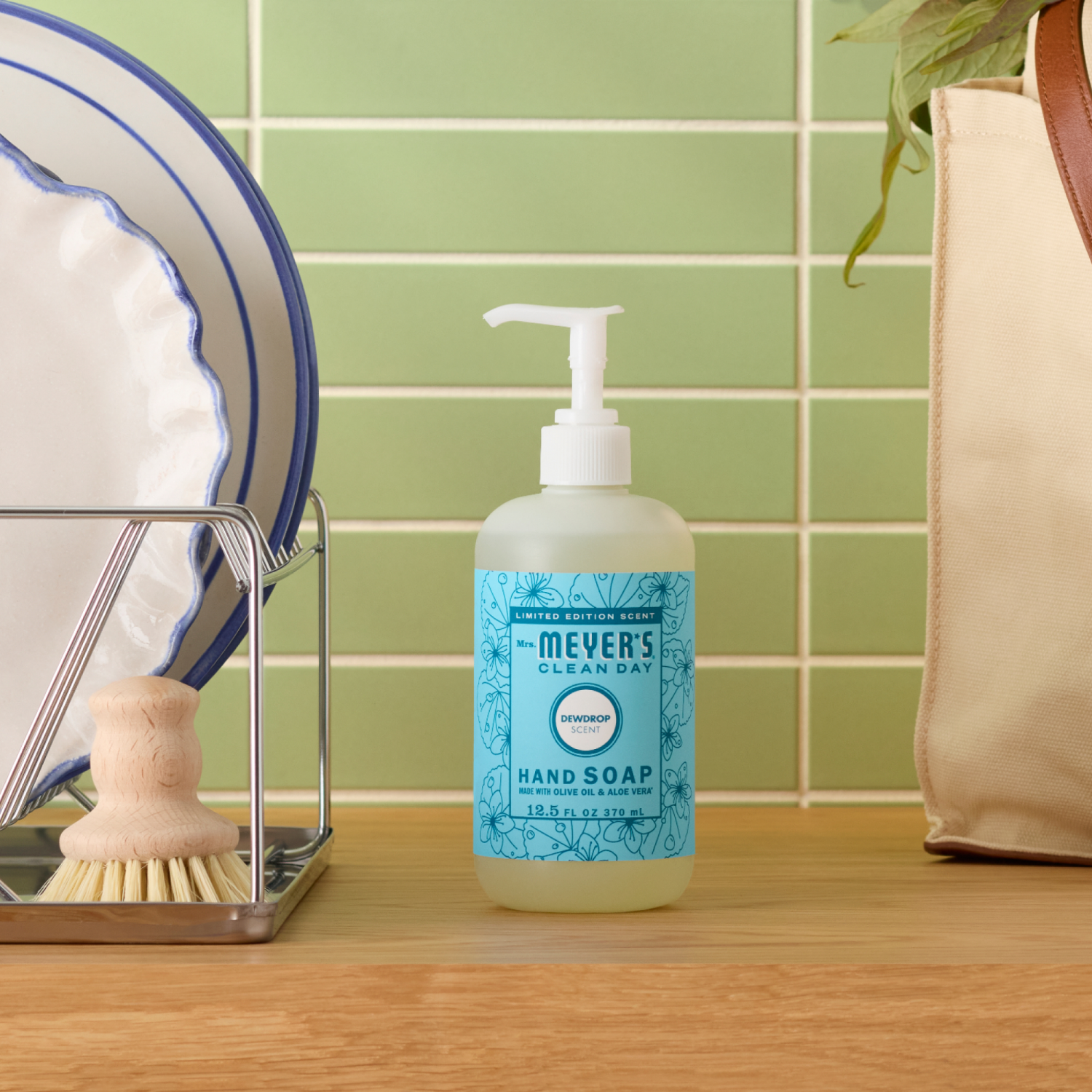 slide 5 of 8, Mmcd Hand Soap Dewdrop - 12.5 fl oz, 12.5 fl oz