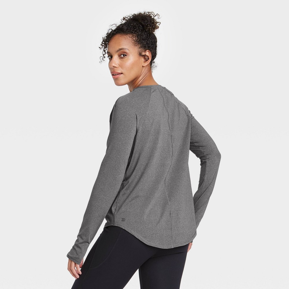 Women's Essential Crewneck Long Sleeve T-Shirt - All in Motion