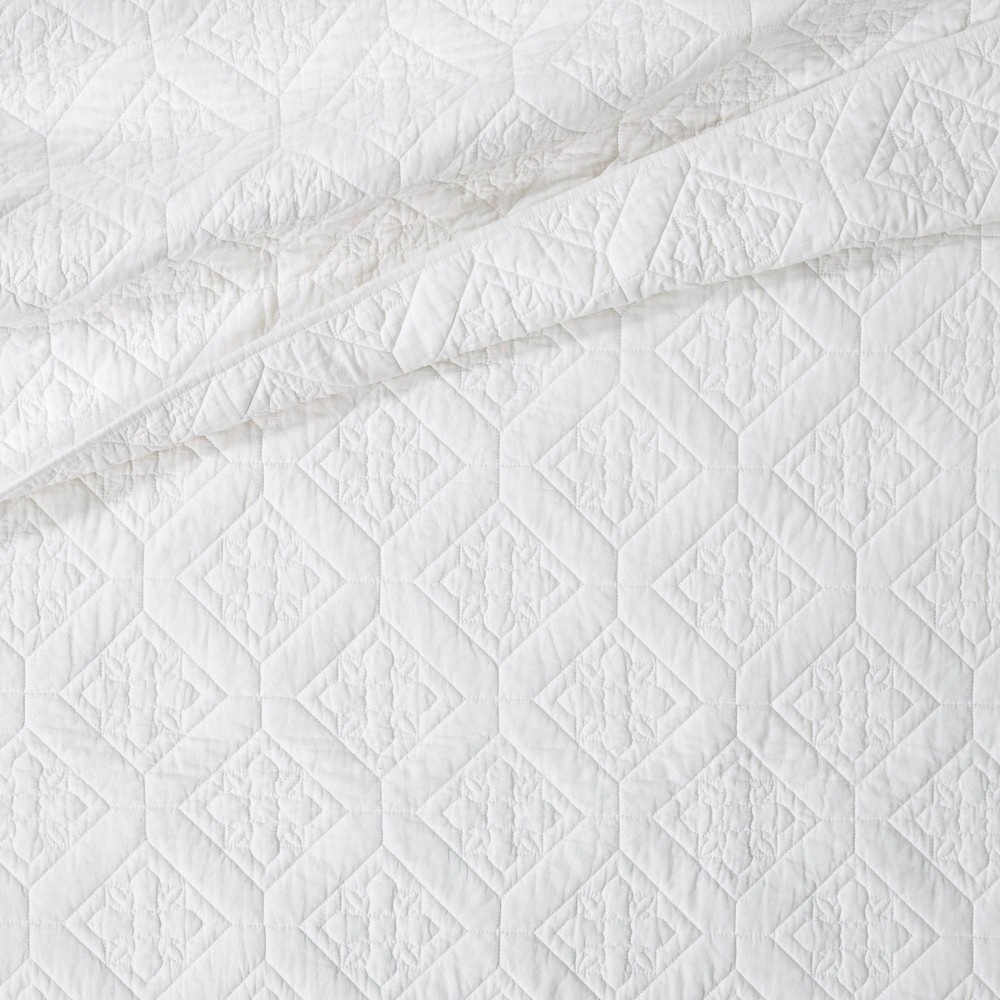 slide 4 of 4, Full/Queen Embroidered Cotton Quilt White - Threshold, 1 ct