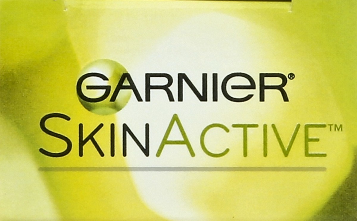 slide 2 of 5, Garnier Dark Spot Corrector 1 oz, 1 fl oz