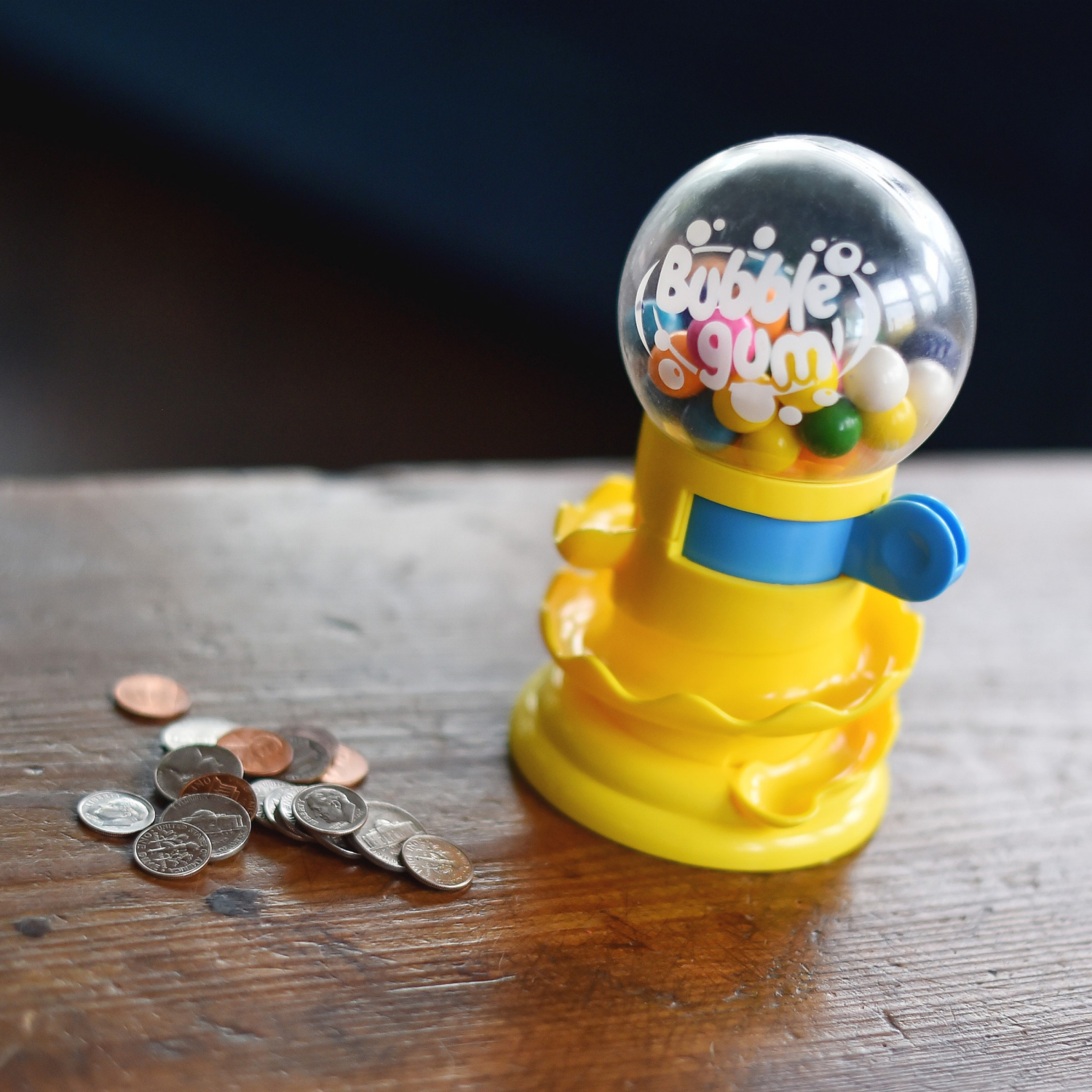 slide 5 of 7, Toymendous Classic Gumball Bank, 1 ct