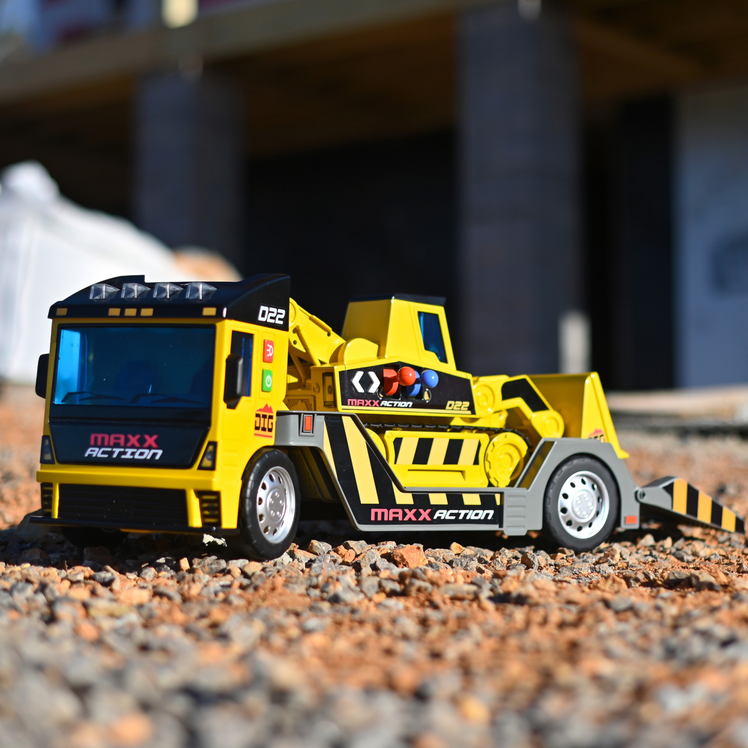 slide 2 of 7, Maxx Action 2-N-1 Mega Mover – Construction Truck and Trailer, 1 ct