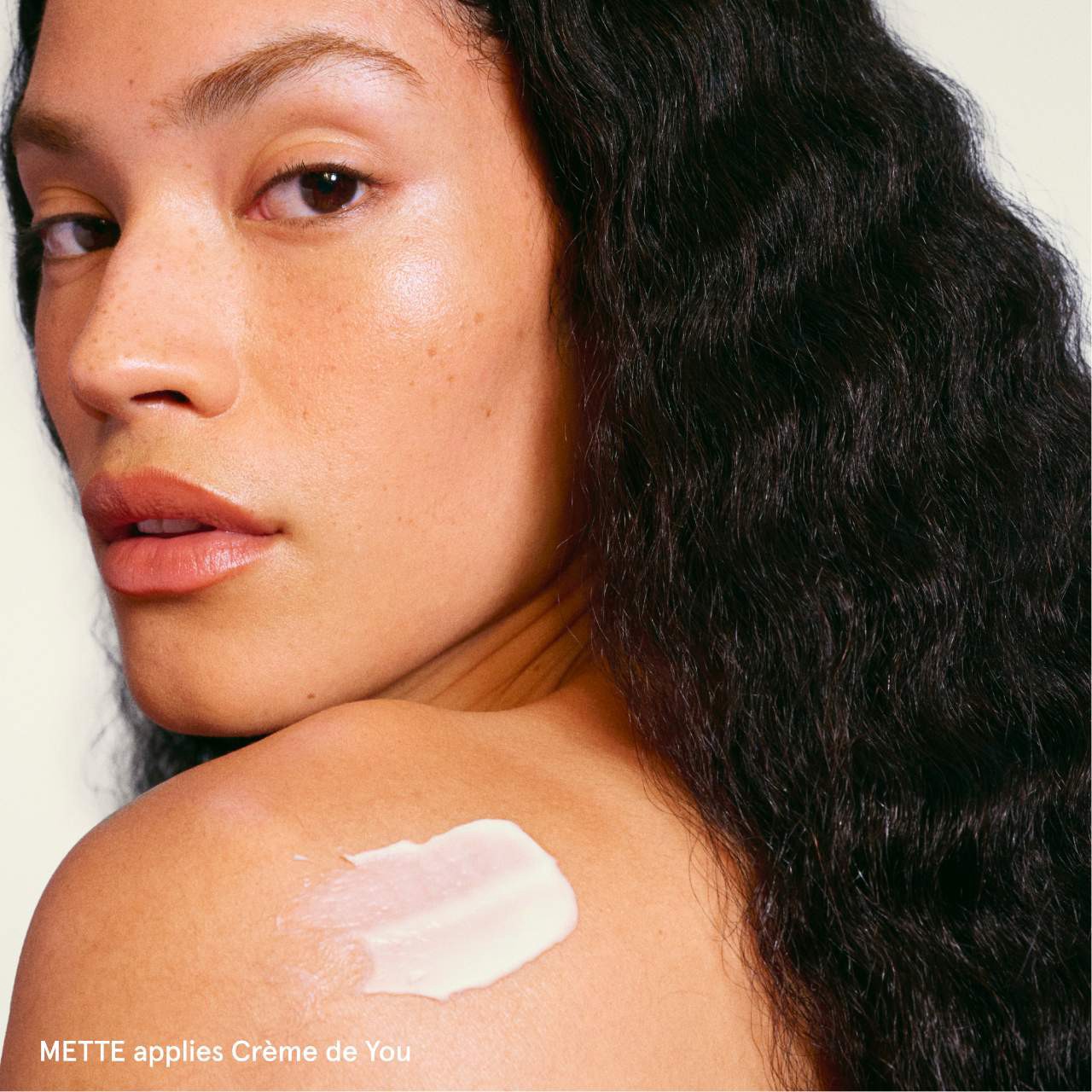 slide 4 of 11, Glossier Crème de You Dry-Touch Body Butter 7.2 fl oz / 212 mL, 7.2 fl oz / 212 ml