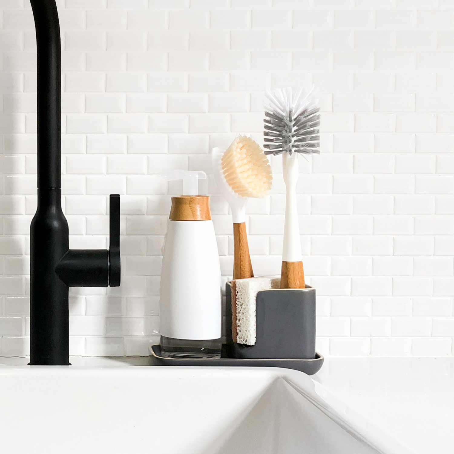 slide 2 of 6, Full Circle Clean Reach Replaceable Bottle Brush - White, 1 ct