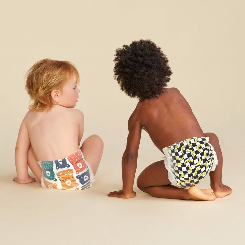 The Honest Company Clean Conscious Disposable Diapers - Four Print