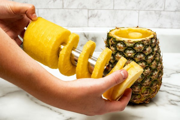 slide 4 of 29, Viovia Pineapple Corer, 1 ct