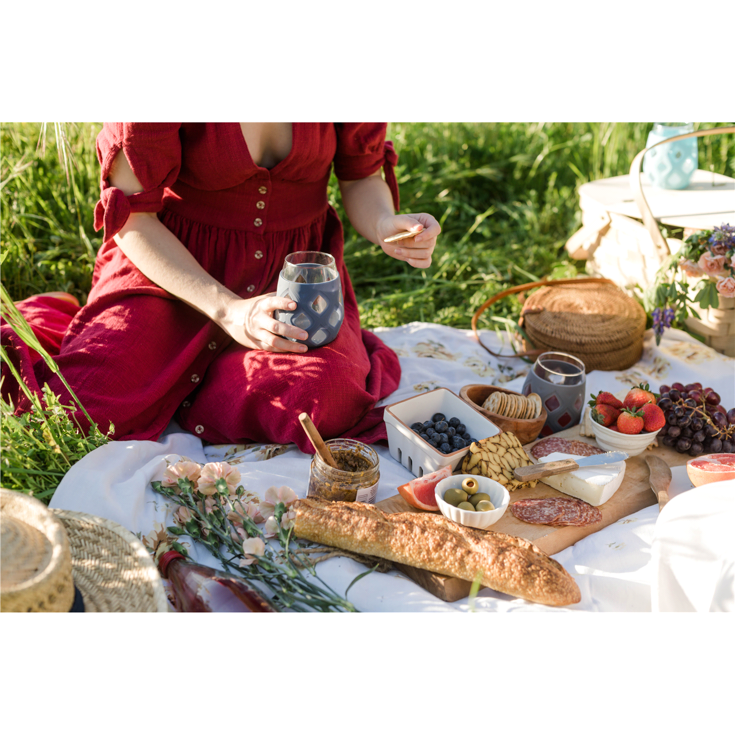 slide 2 of 2, Ello Cru Stemless Wine Glass 4 Piece Set with Silicone Protection Rose, 17 oz, 4 ct; 17 oz