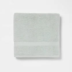 Bath Towel Mint - Room Essentials™: Lightweight Cotton-Polyester Blend, Terry Construction, Machine Washable