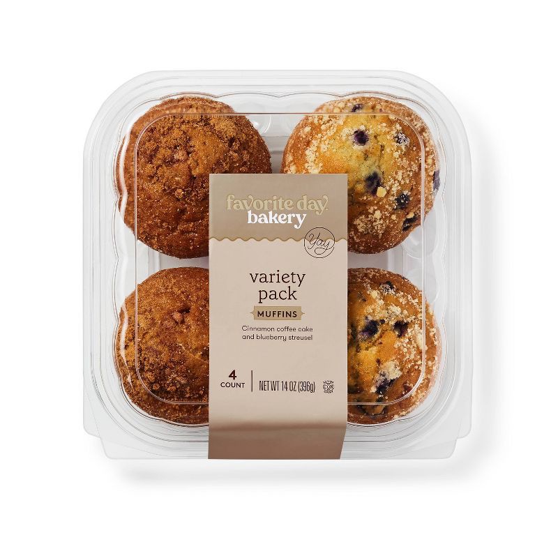 slide 1 of 3, Blueberry Streusel & Cinnamon Coffee Cake Muffins Variety Pack - 14oz/4ct - Favorite Day™, 4 ct; 14 oz