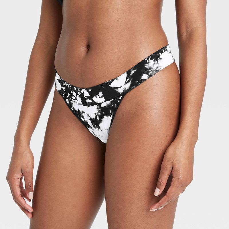 slide 3 of 3, Women's Tie-Dye Seamless Thong - Auden™ Black/White L, 1 ct