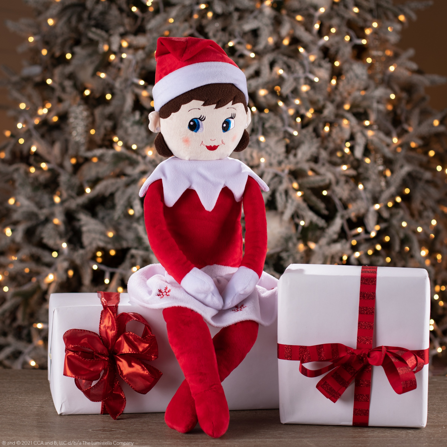 slide 2 of 5, THE ELF ON THE SHELF Plushee Pals Huggable Girl Blue-Eyed, 27-inch, 1 ct