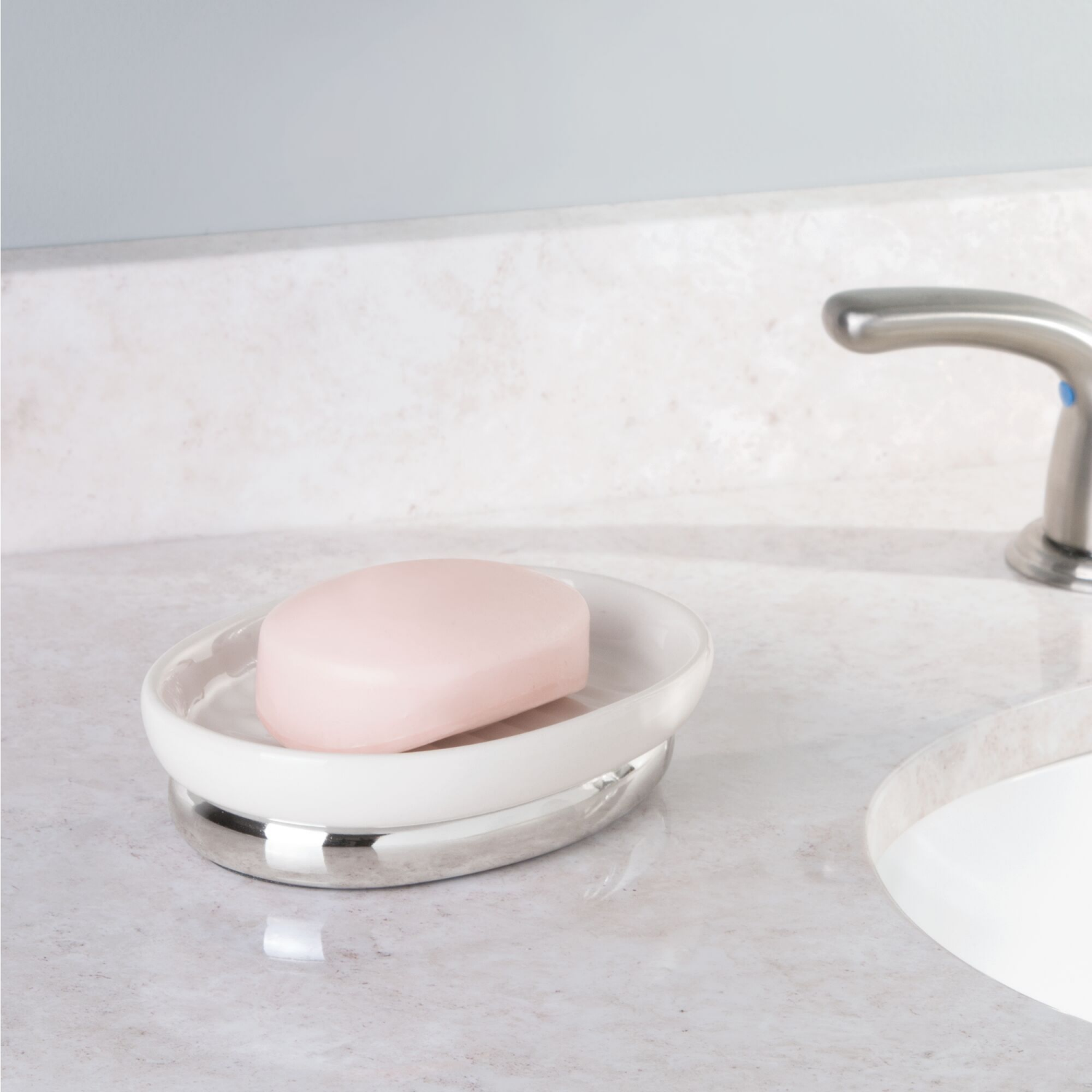 slide 4 of 6, Interdesign York White Soap Dish, 1 ct