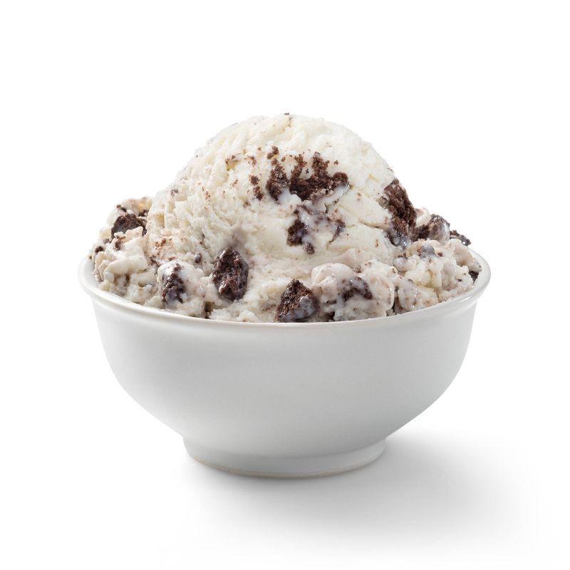 slide 3 of 3, Reduced Fat Mint Cookies & Cream Ice Cream - 16oz - Favorite Day™, 16 oz