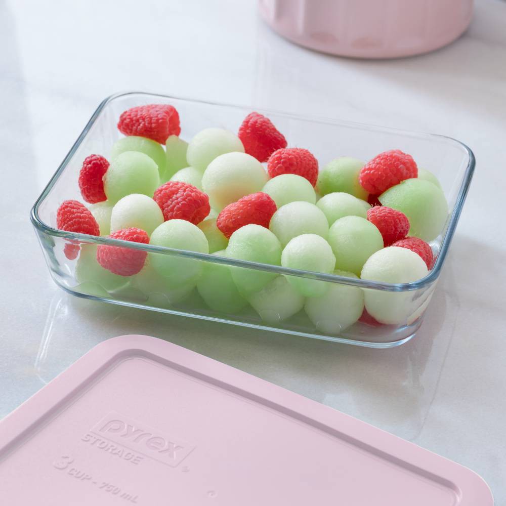 Pyrex 3-cup Rectangle Glass Food Storage Containers With pink Plastic Lids.Use  For Lunch Box, Storage Food ,And Baking Dish