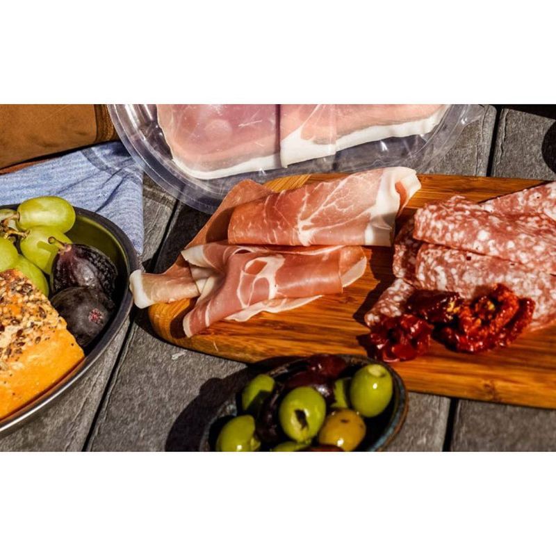 slide 9 of 10, Oberto Charcuterie Platter with Olives - 12.3oz, 12.3 oz