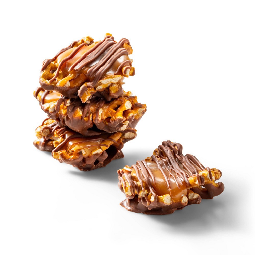 Milk Chocolate, Caramel, Pretzel Crunchy Clusters 6.5oz Favorite