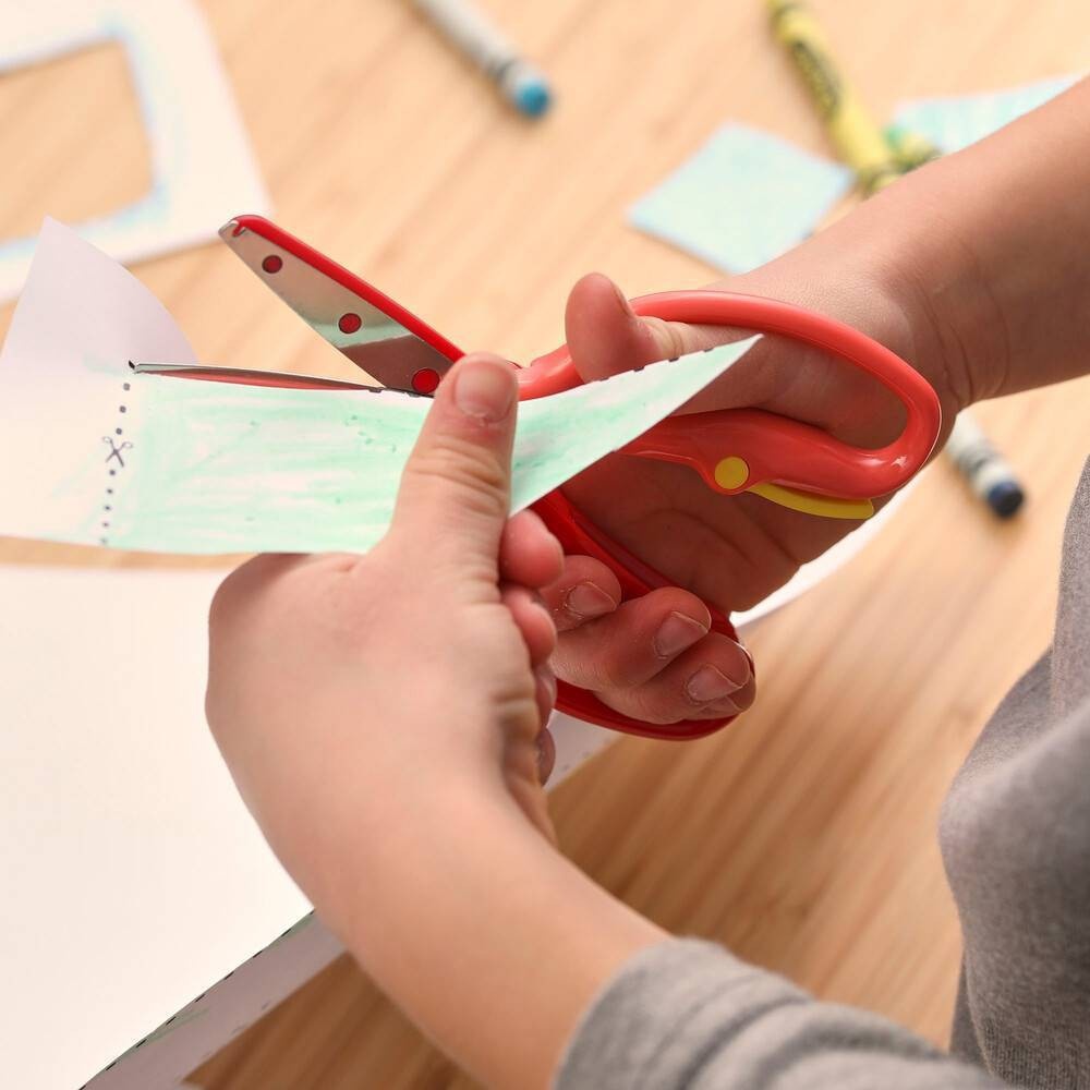 slide 5 of 6, Fiskars Preschool Training Scissors - Red, 1 ct