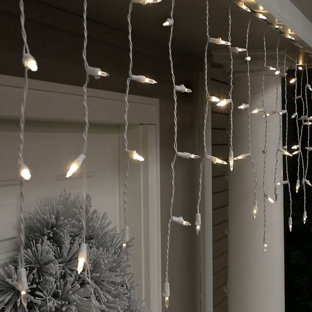 Philips 105ct LED Create Motion Shimmer Icicle Twinkle Effect String