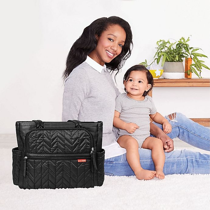 slide 11 of 12, Skip Hop SKIP*HOP Forma Pack & Go Diaper Tote - Black, 1 ct