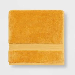 Total Fresh Antimicrobial Bath Towel Gold - Threshold™: 100% Cotton, Low Lint, Heavyweight 550-800 GSM, Machine Washable