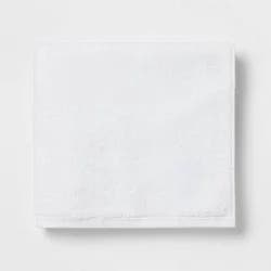 Everyday Bath Towel White - Room Essentials™: 100% Cotton, Midweight 450-550 GSM, Machine Washable, OEKO-TEX Certified