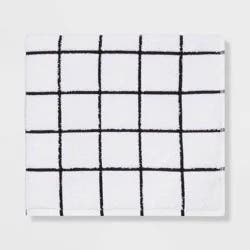 Everyday Grid Bath Towel Black/White - Room Essentials™: Microfiber, Machine Washable, Non-Slip Backing